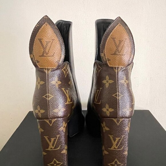 LOUIS VUITTON - Picture 4 of 5